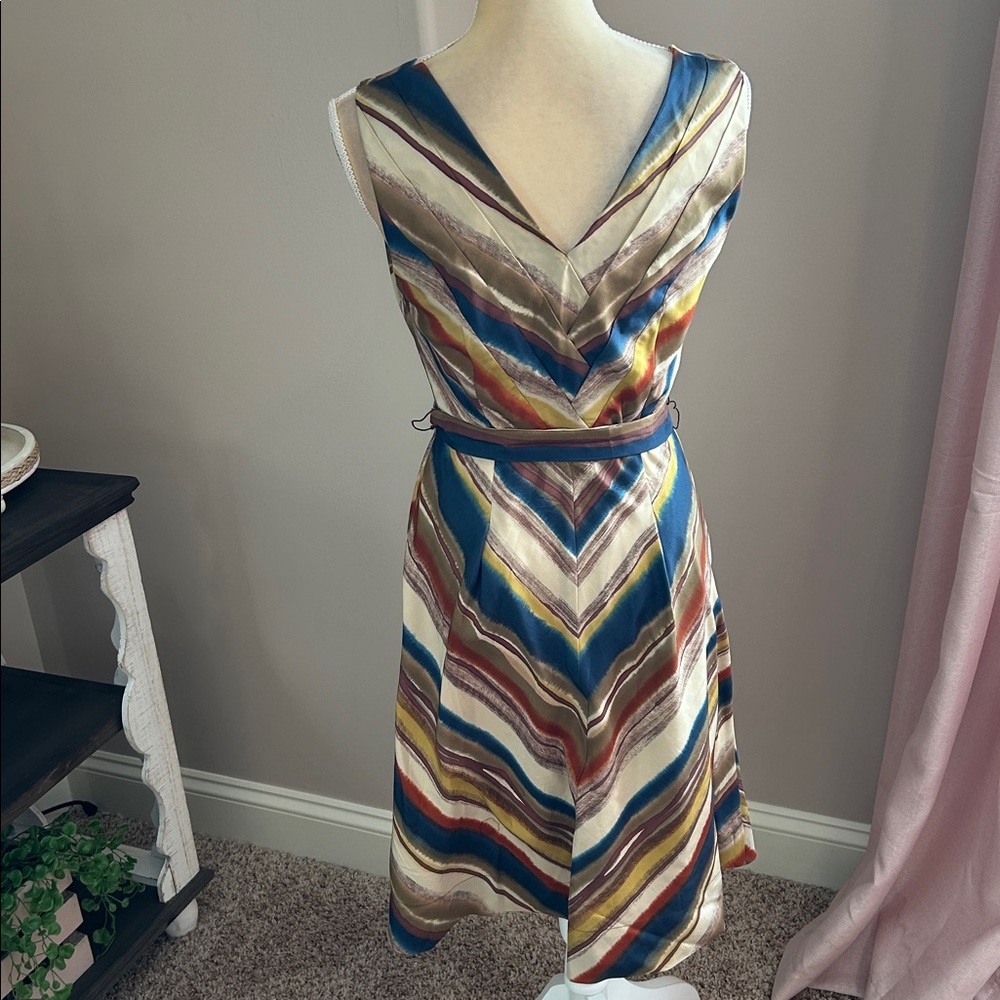 GUC Anthropologie Classiques Entier 100% Silk Dress(size 8) - Picture 4 of 7